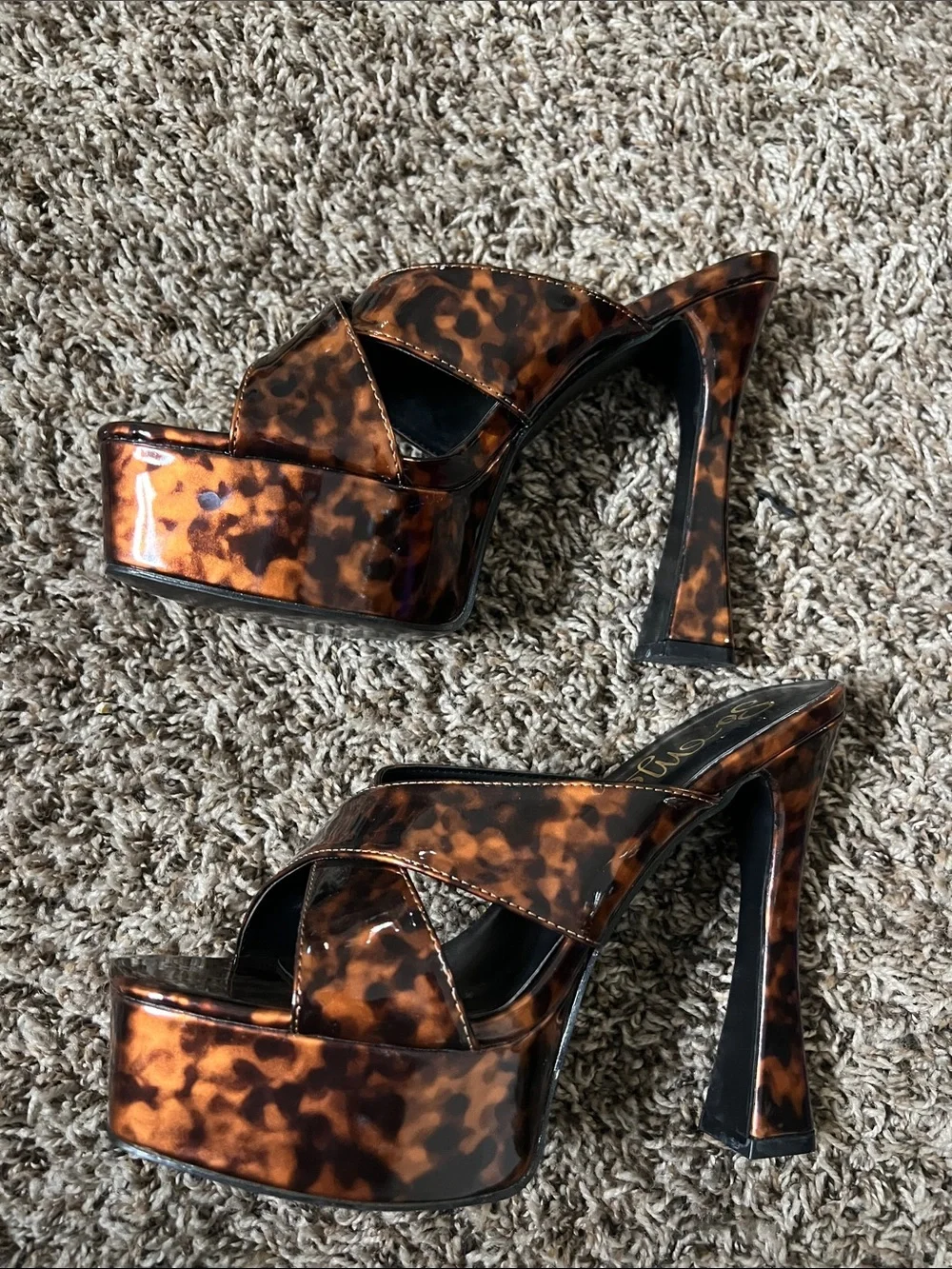 Candie's Women's Tortoiseshell Platform Slide Heels - Brown